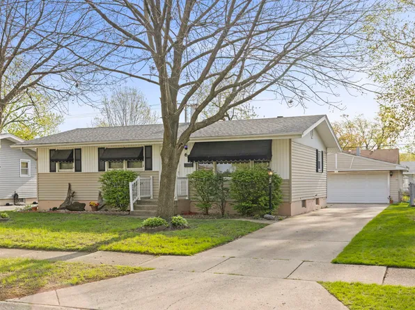 66 Indianwood Dr, Thornton, IL 60476