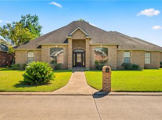 6013 Coty Dr, Alexandria, LA 71303