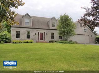 3025 Woodridge Dr, Oshkosh, WI 54904