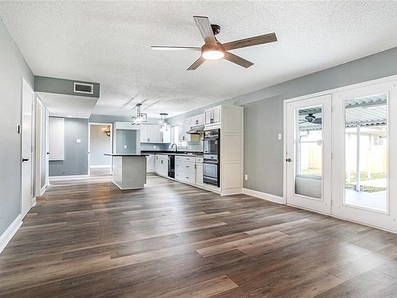 5th image of 1813 Bradford Pl