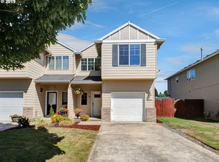 1369 NE Birkshire Ct, Hillsboro, OR