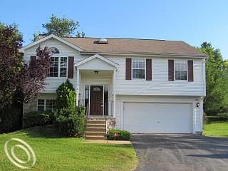 2nd image of 961 Hidden Valley Dr