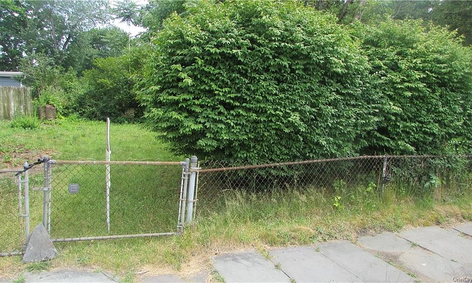 1st image of 33 Lumber St