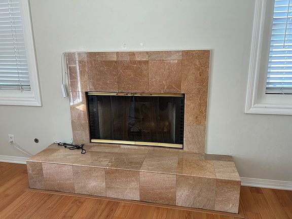 Living Room - Fire Place