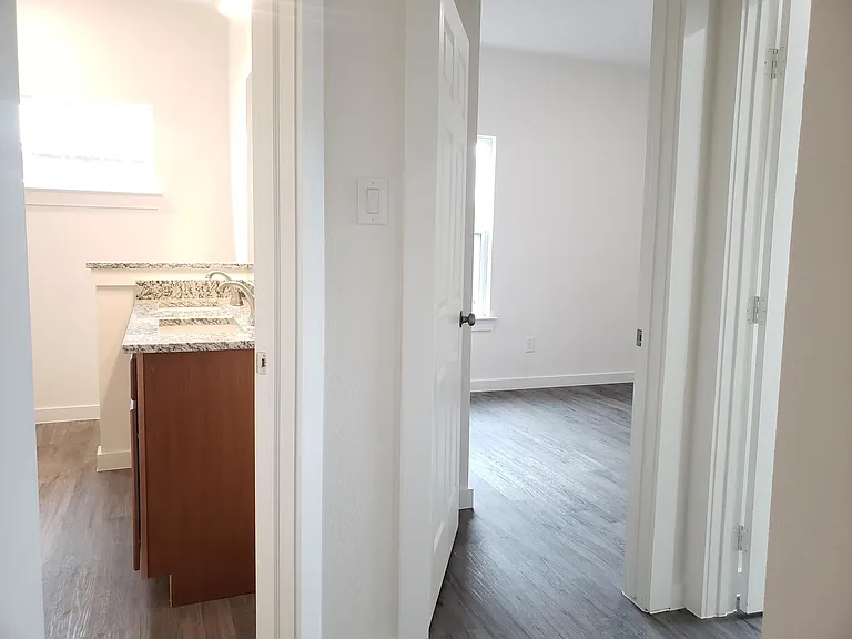 10501 Cedar Ct — Photo 13