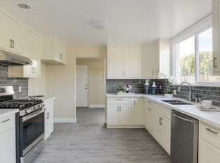 1112 Clinton St, Redwood City, CA 94061