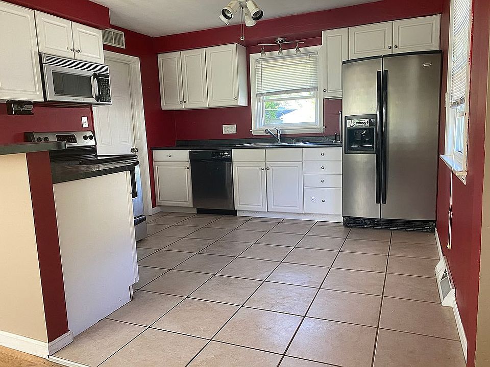 1st image of 60 Dorothea Ave