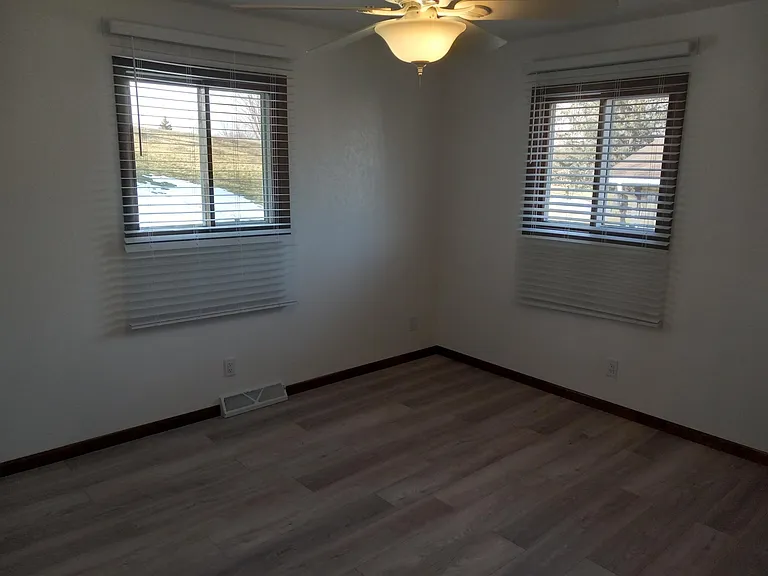 1799 Glenwood Ct — Photo 14