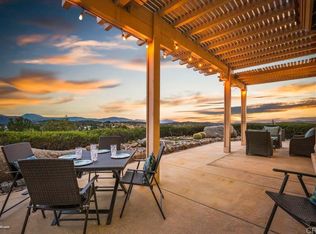 3523 Victoria Heights Pl, Alpine, CA 91901