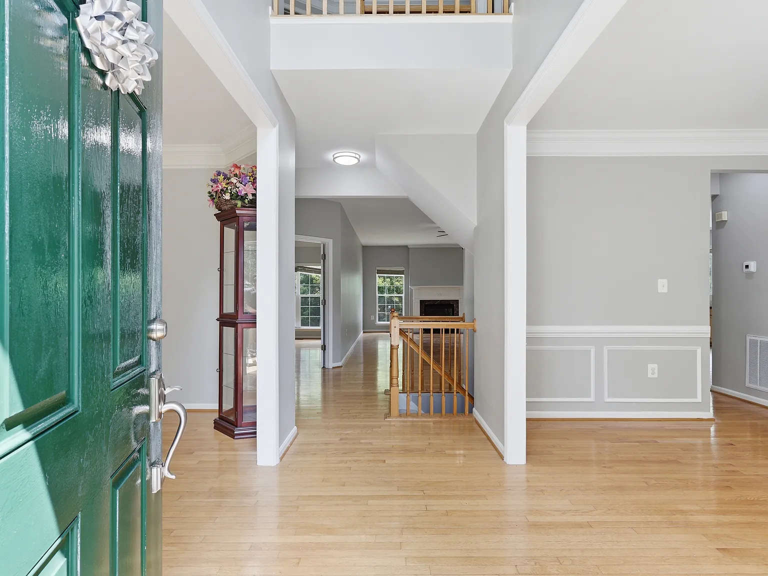 6 bed, 4464 sqft, $4,000 — Photo 3