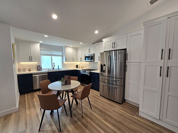 4th image of 8399 Remmet Ave