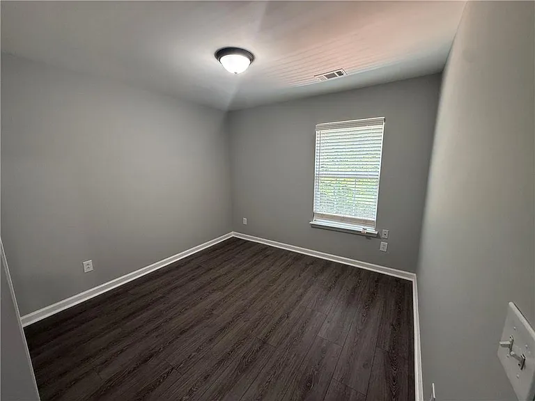 2111 Meadow Peak Rd — Photo 31
