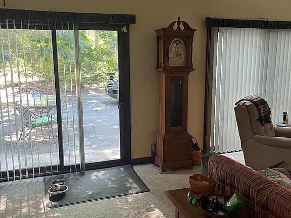 3rd image of 22047 Mallard Cove Ln