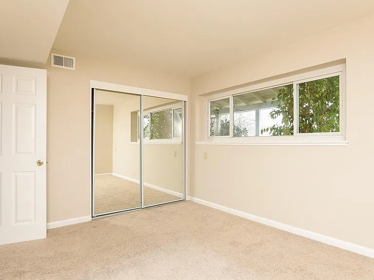 1546 Jacob Ave #1 — Photo 14