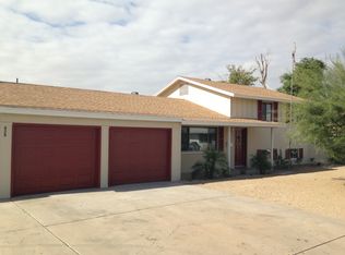 825 W Monterey Pl, Chandler, AZ 85225