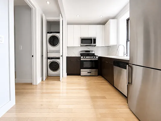 Kitchen, photo 1