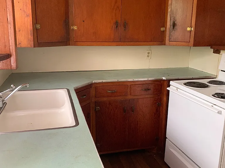 2 bed, 1.0 bath, 800 sqft, $800 — Photo 6