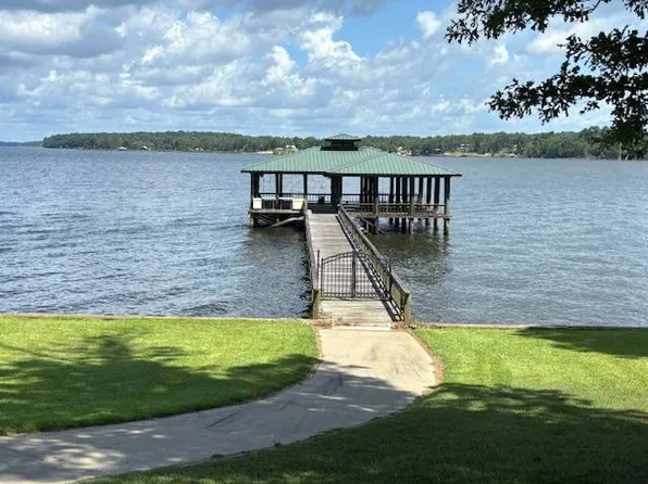 275 Darren St, Many, LA 71449