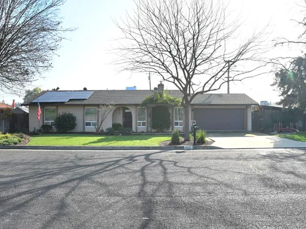 1312 Riverview Dr, Madera, CA 93637