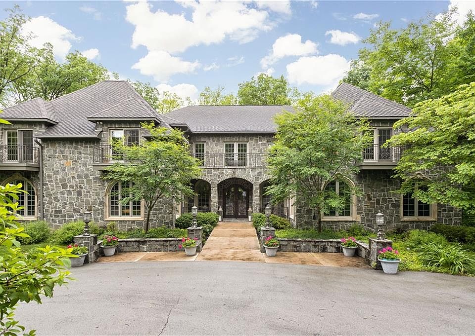 11557 Willow Springs Dr, Zionsville, IN 46077 Zillow