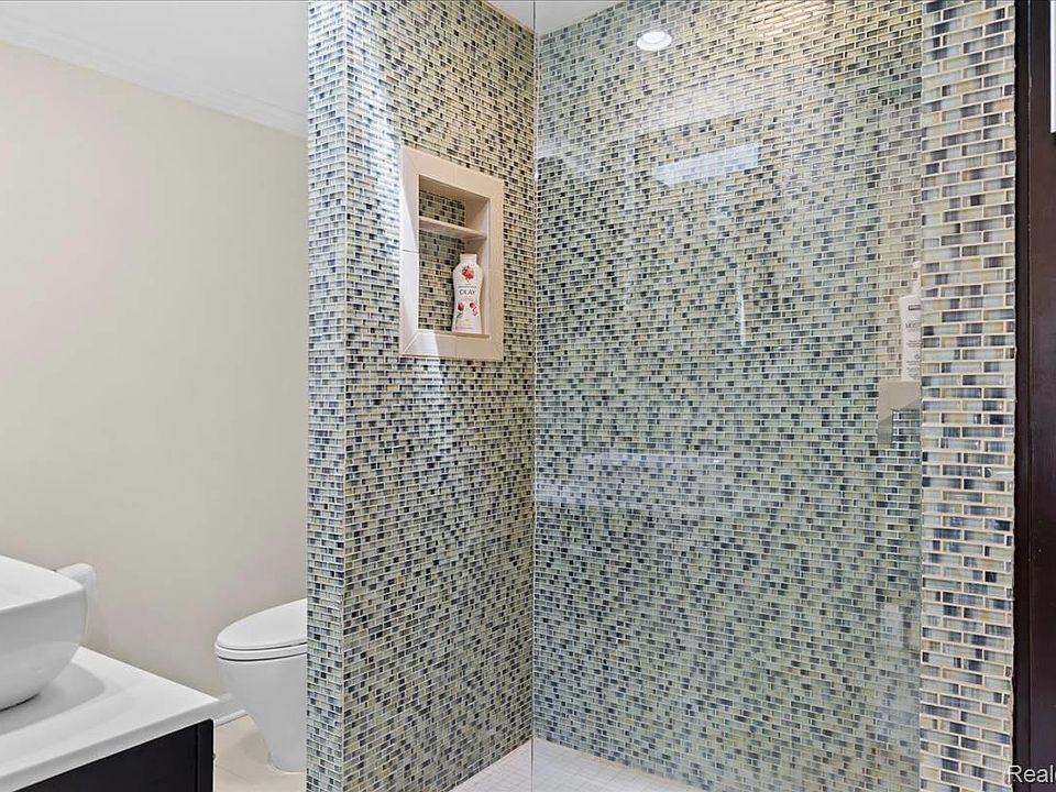 43 Wellesley Dr, photo 28