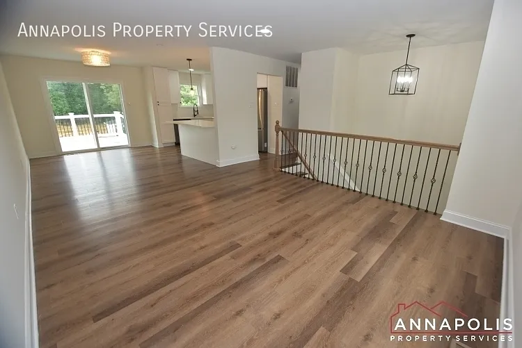 1003 Tyler Ave — Photo 7