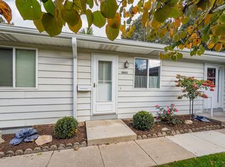 5005 Green Meadow Rd, Kalamazoo, MI 49009