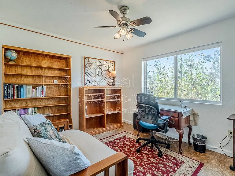1022 W Apollo Ave — Photo 48