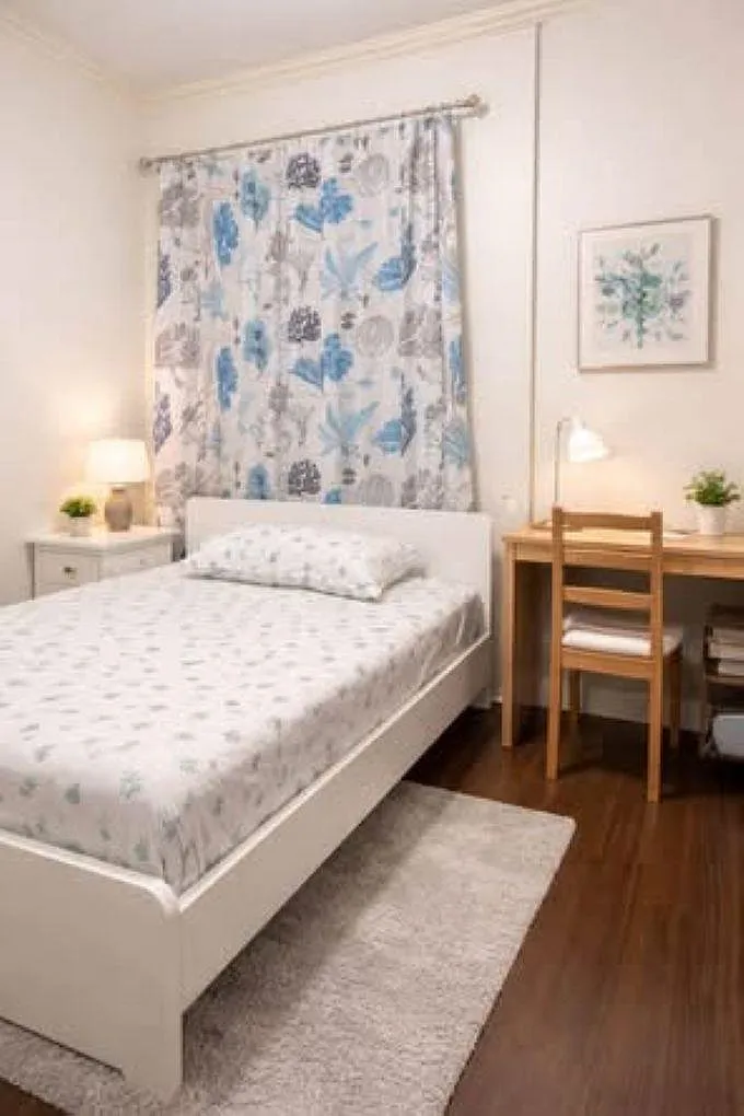 2 bed, 750 sqft, $1,900 — Photo 1