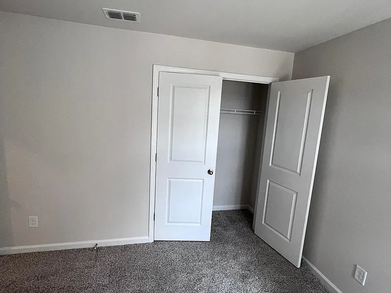 830 Sunny Lake Dr — Photo 16