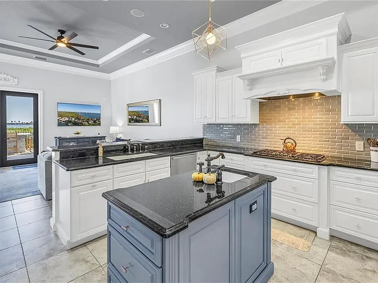 4133 Causeway Vista Dr — Photo 18