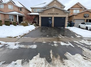 234 Waterbury St, Caledon, ON L7E2J1