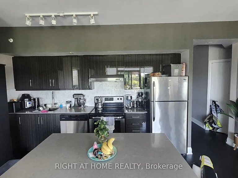 160 Vanderhoof Ave #306 — Photo 13