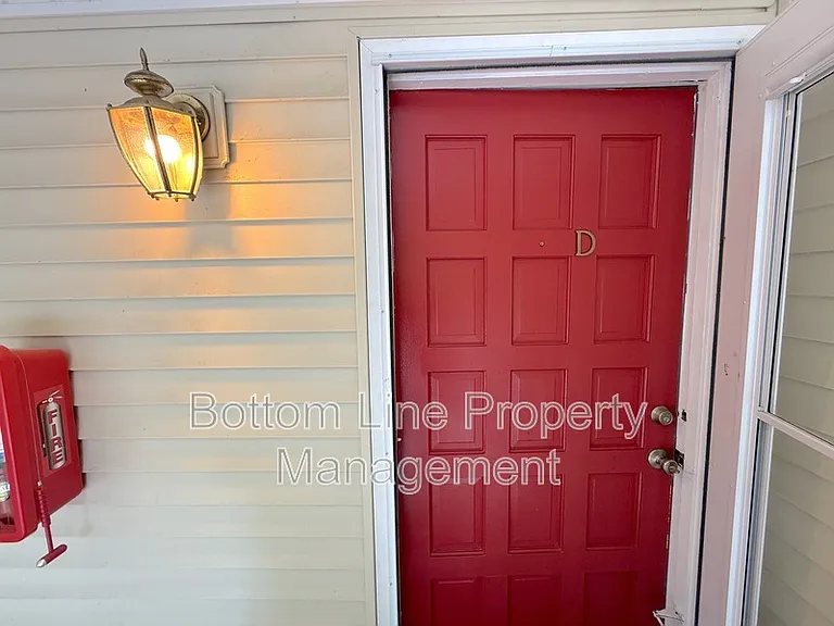 4605 Coronado Dr #D — Photo 15