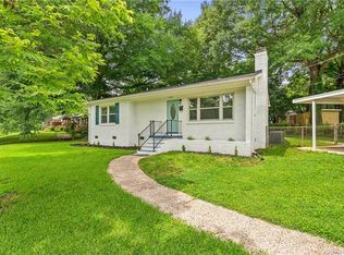 2216 Falmouth Rd, Charlotte, NC 28205