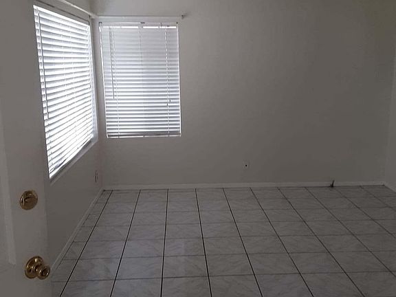 4th image of 8565 Santa Fe Ave