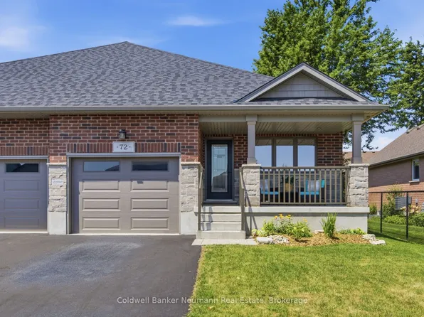 72 Halls Dr, Centre Wellington, ON N0B 1S0
