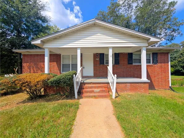 5243 Joan Of Arc Pl, Atlanta, GA 30349