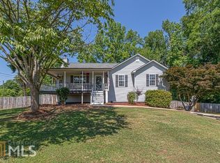 309 Maple Wood Dr, Locust Grove, GA 30248