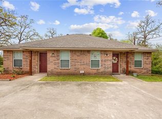 11076 N Dowling Rd, College Station, TX 77845