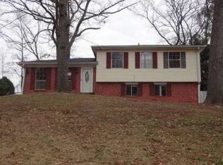 107 Scarsdale Dr, Riverdale, GA 30274