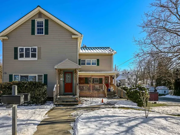 326 N Main St, North Brookfield, MA 01535