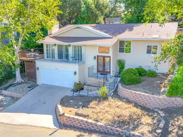 3514 Pansy Dr, Calabasas, CA 91302