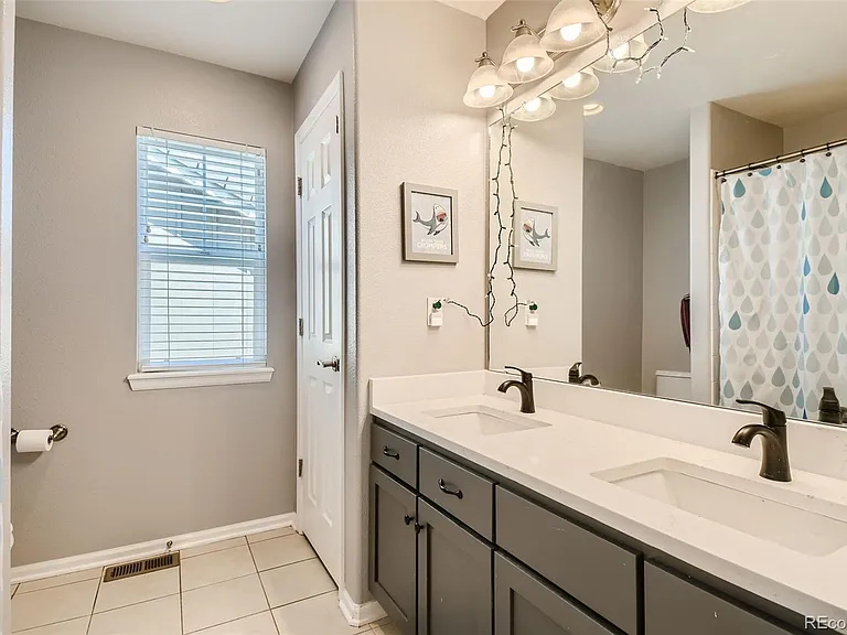 10122 Richfield Way — Photo 17