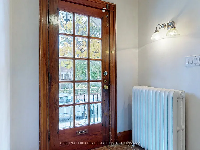 114 Colin Ave — Photo 21
