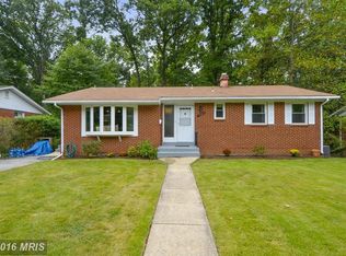 7522 Sweetbriar Dr, College Park, MD