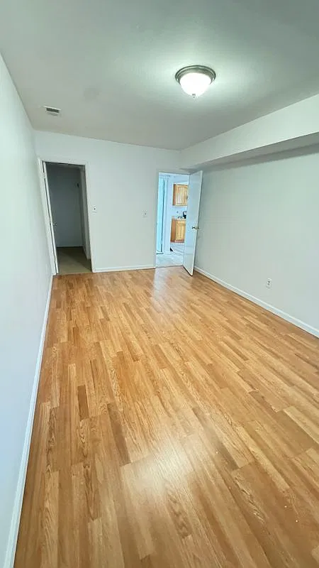 1 bed, 1.0 bath, 1000 sqft, $1,900 — Photo 3