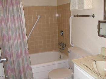 4th image of 1715 S Jones Blvd APT G112