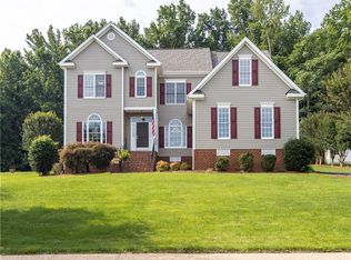 11810 Hogans Aly, Chester, VA 23836