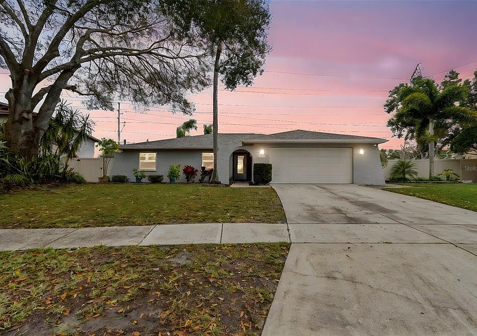 1st image of 3311 Hunt Club Dr